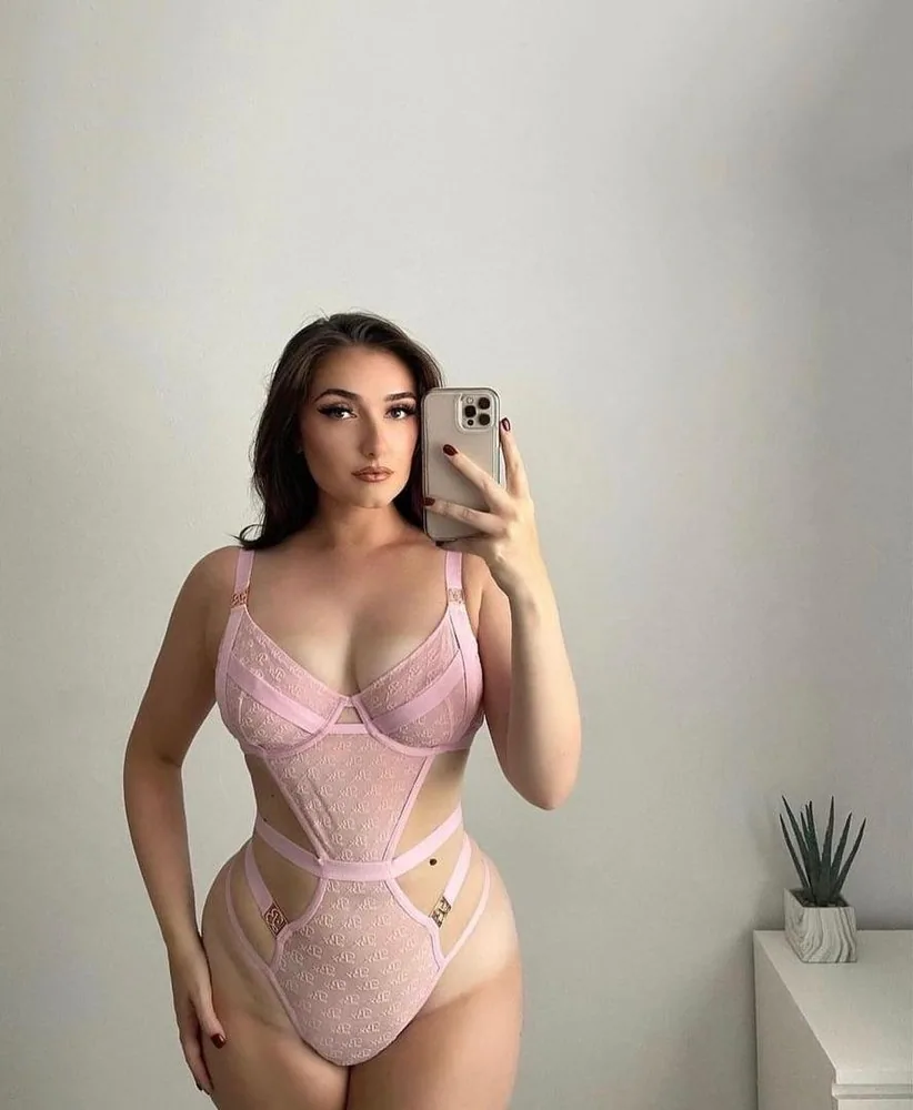 Escort Evita