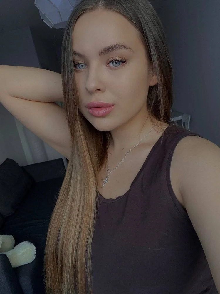 Escort Kammila