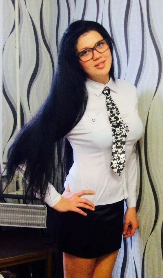 Escort Biru