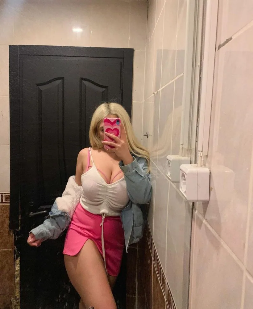 Escort Doris