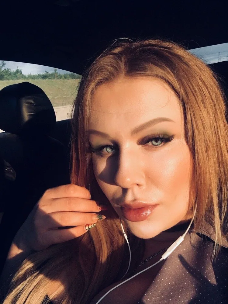 Escort Nives