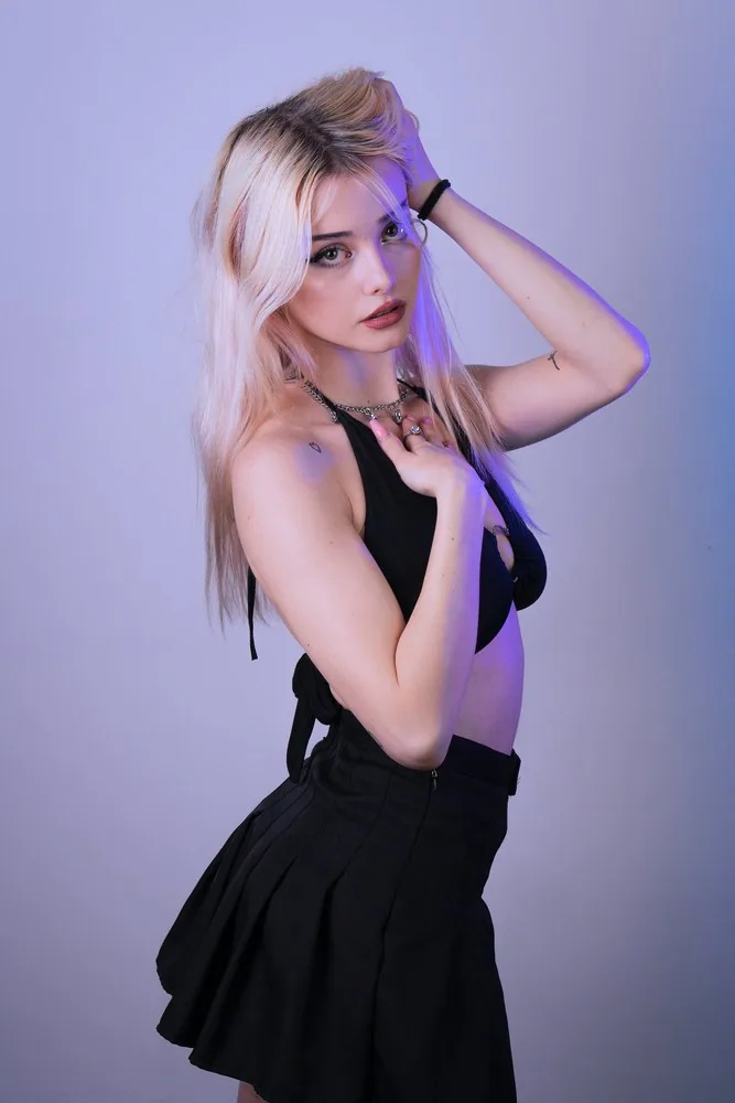 Escort Deung