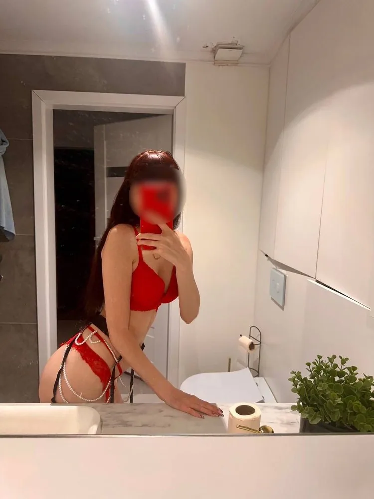 Escort Laylay