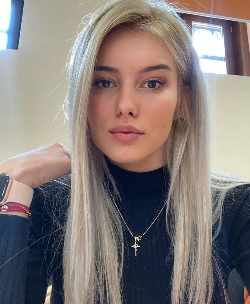 Escort Ivona