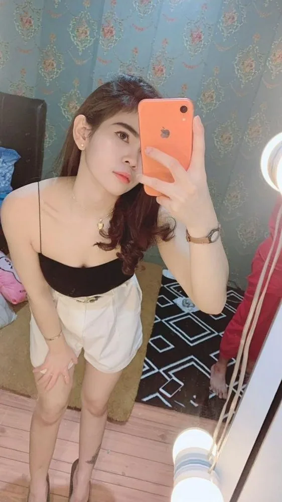 Escort Elsy
