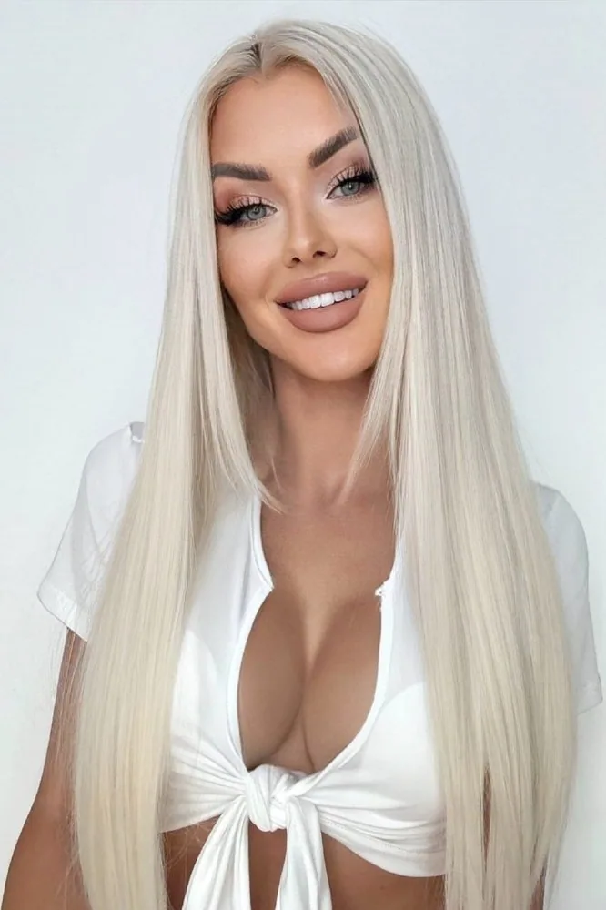 Escort Antonija