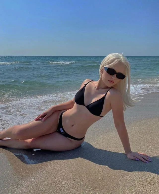 Escort Antonija