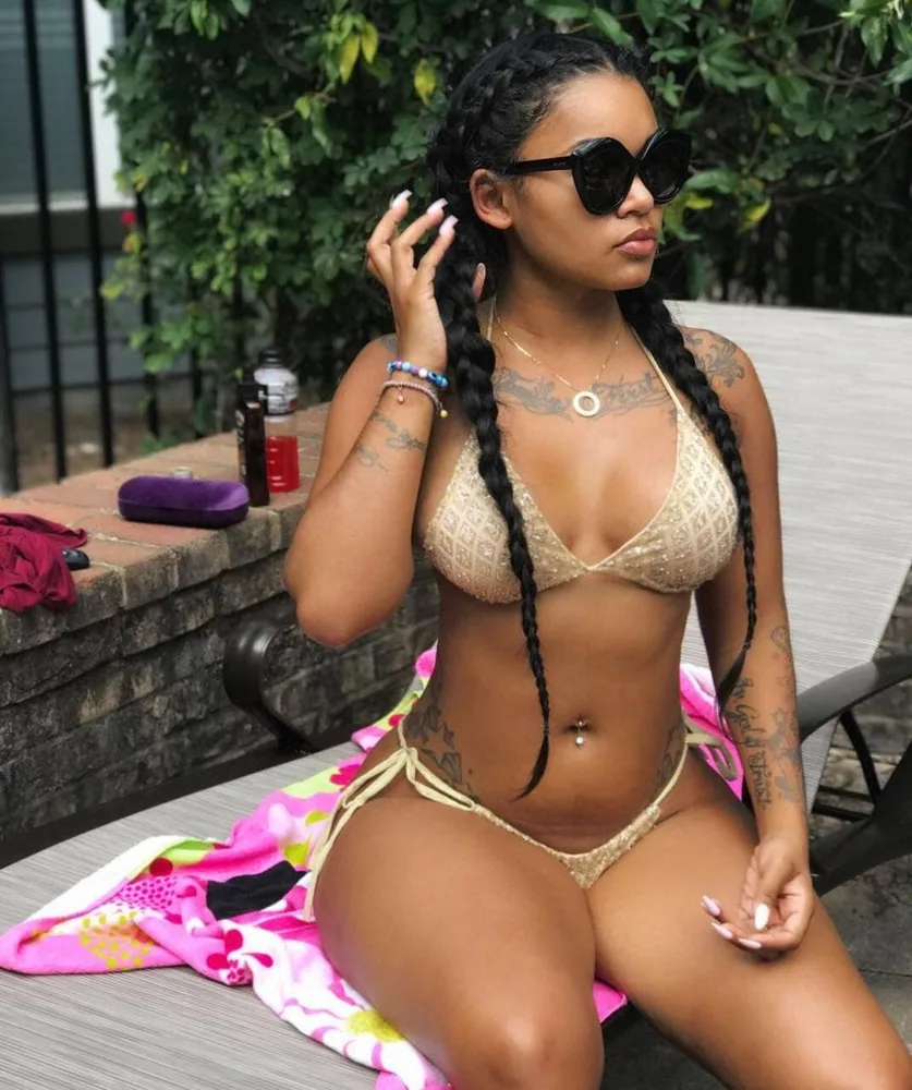 Escort Farida