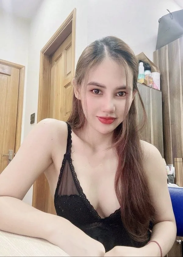 Escort Iva