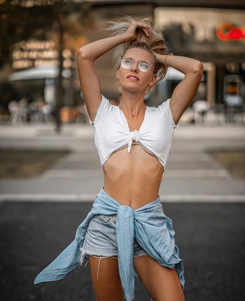 Escort Ivona