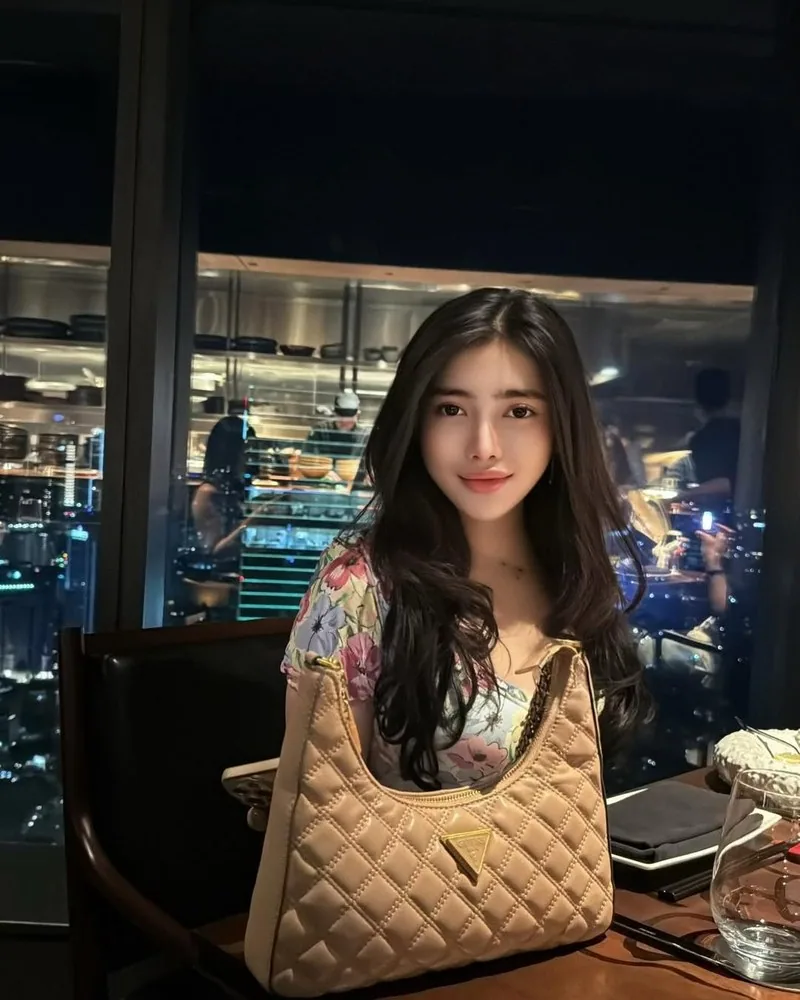Escort Ristin