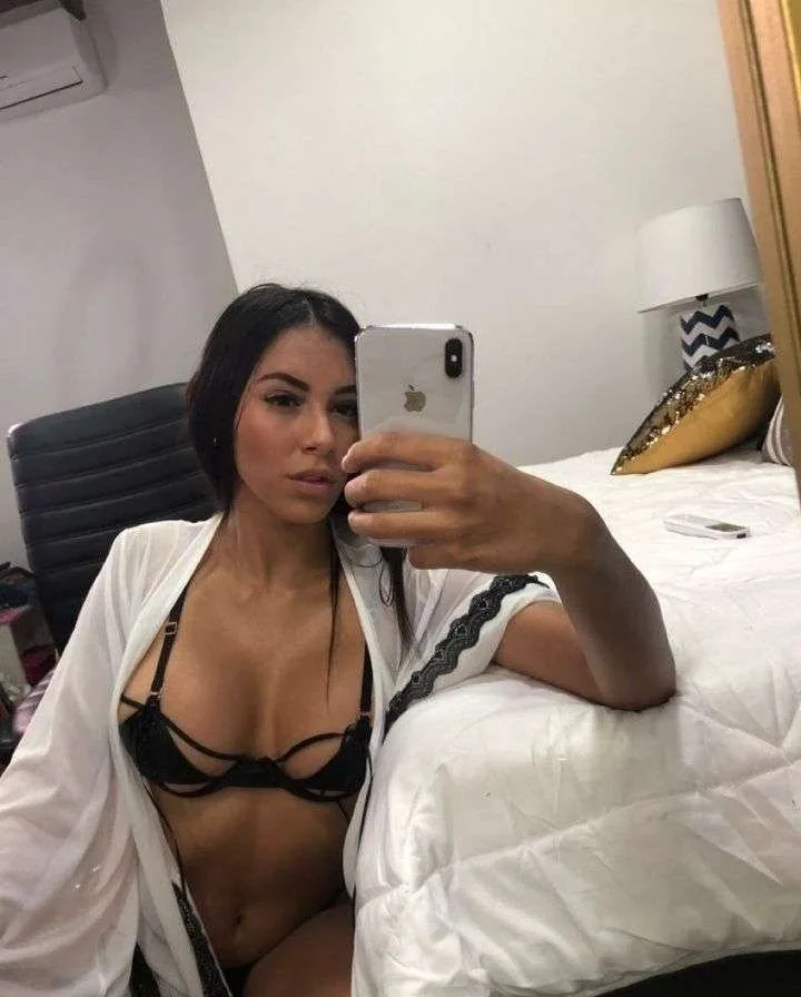 Escort Maellya