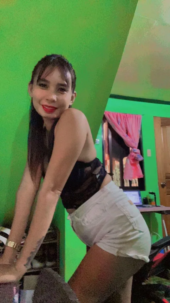 Escort Joley